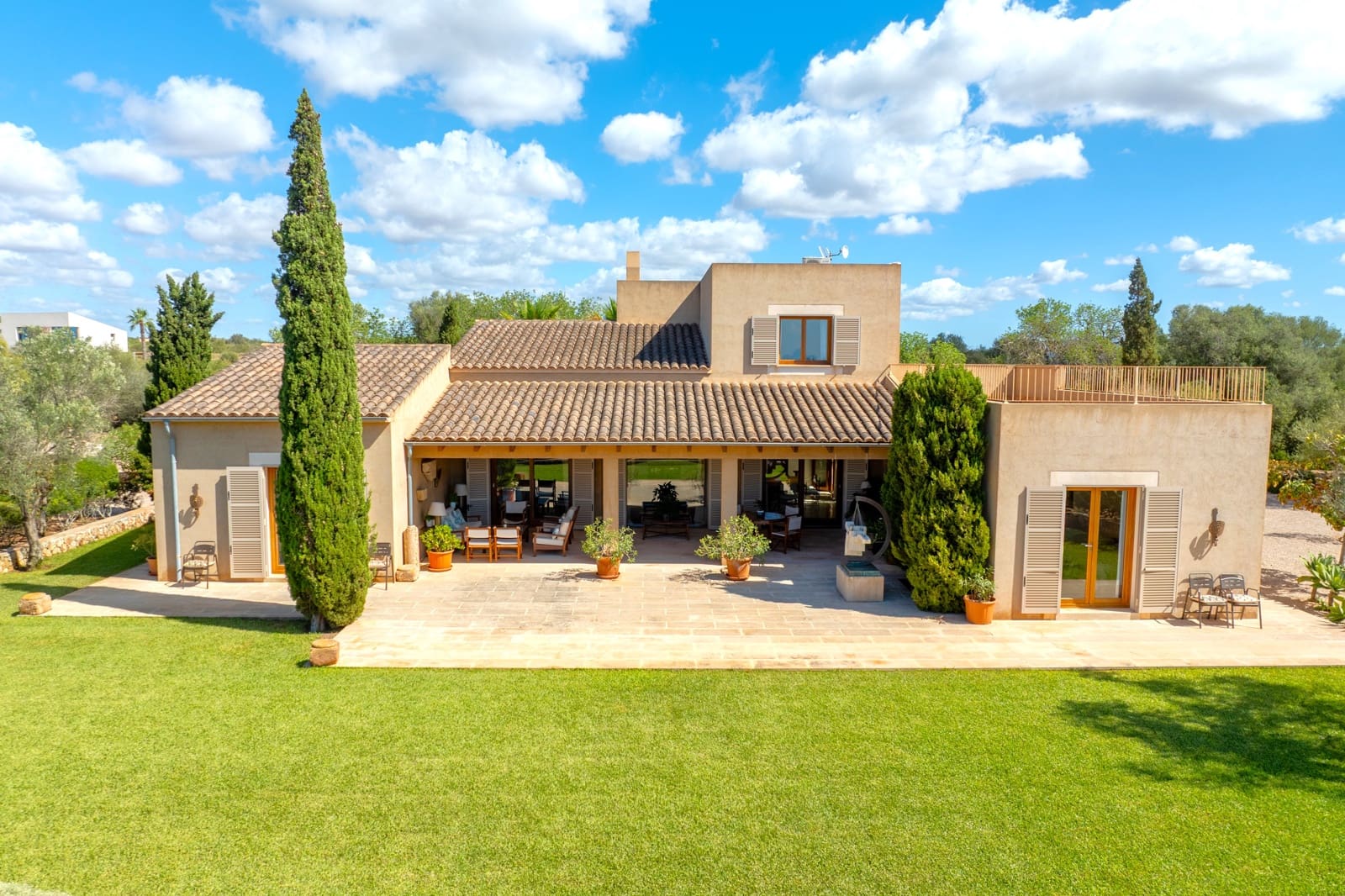 5 sypialnia Finka/Dom wiejski do wynajęcia w Ses Salines z basenem garażem - 9 900 € (Ref: 9226012)