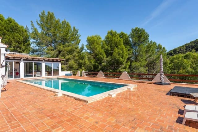 3 bedroom Villa for sale in Es Capdella, Calvià with garage - € 1,650,000 (Ref: 9226013)