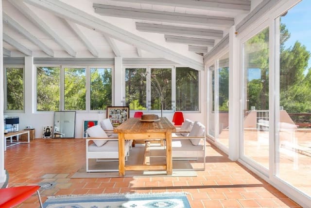 3 bedroom Villa for sale in Es Capdella, Calvià with garage - € 1,650,000 (Ref: 9226013)