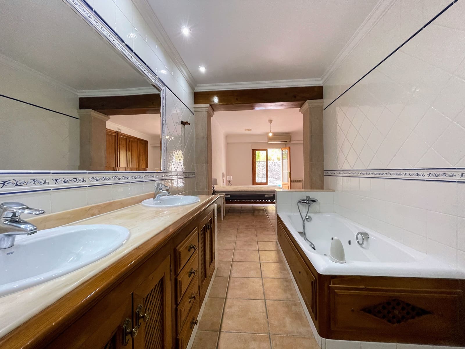 3 soveværelse Lejlighed til leje i Caimari med swimmingpool - € 1.900 (Ref: 9227995)