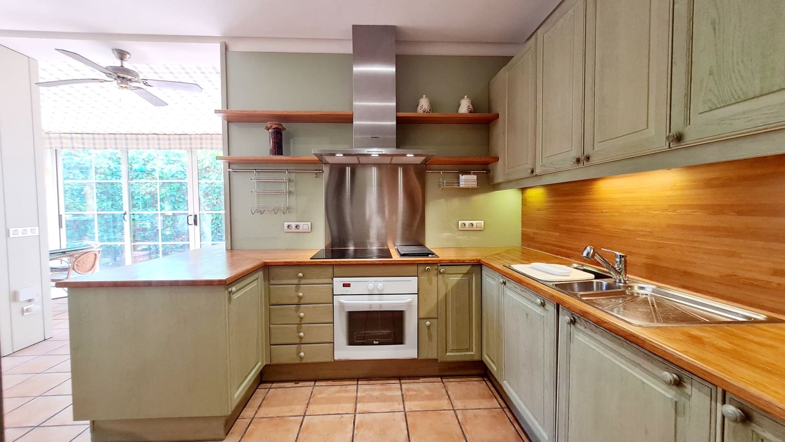 4 soveværelse Lejlighed til leje i Palma de Mallorca - € 5.500 (Ref: 9235809)