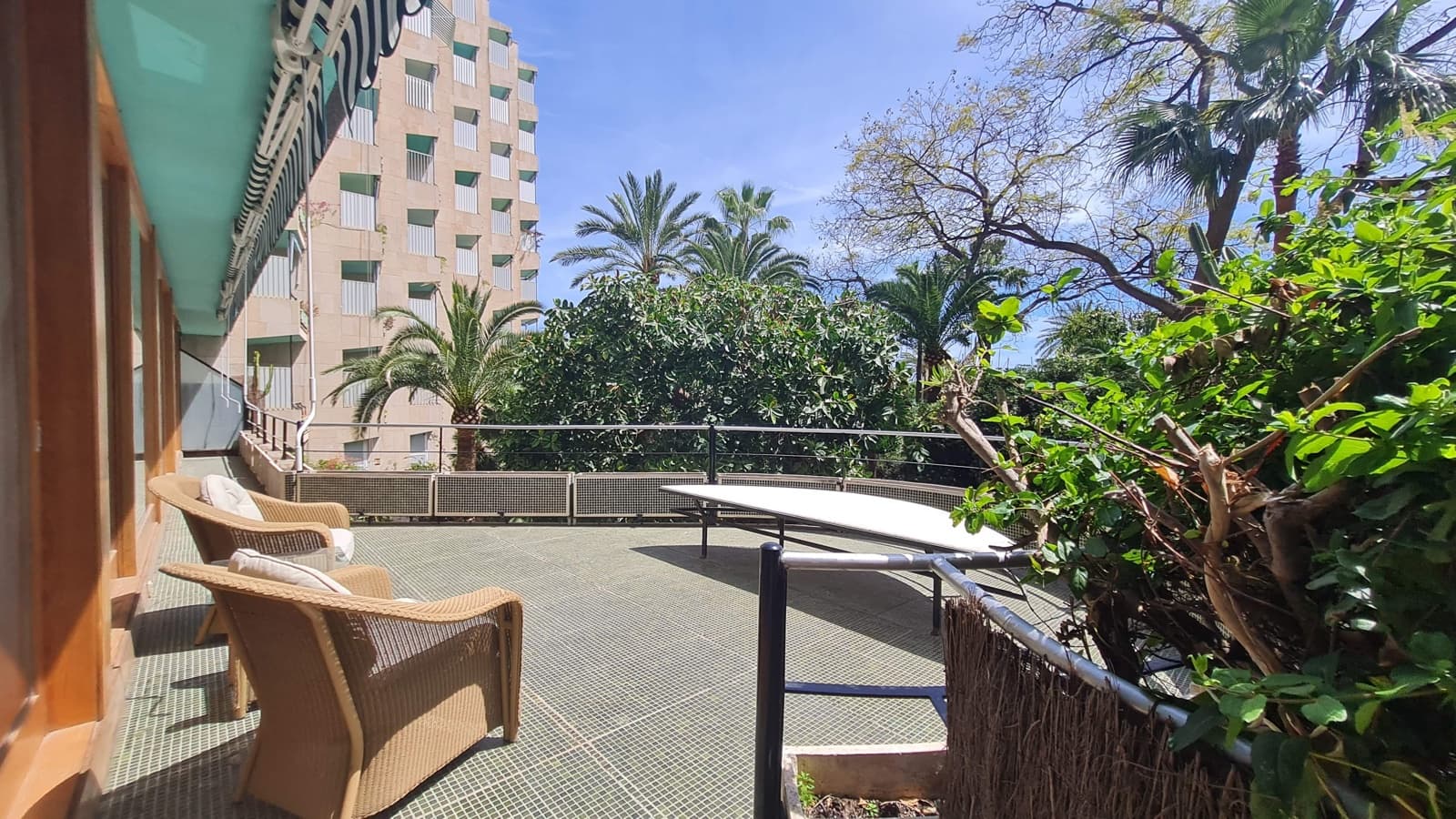 4 soveværelse Lejlighed til leje i Palma de Mallorca - € 5.500 (Ref: 9235809)