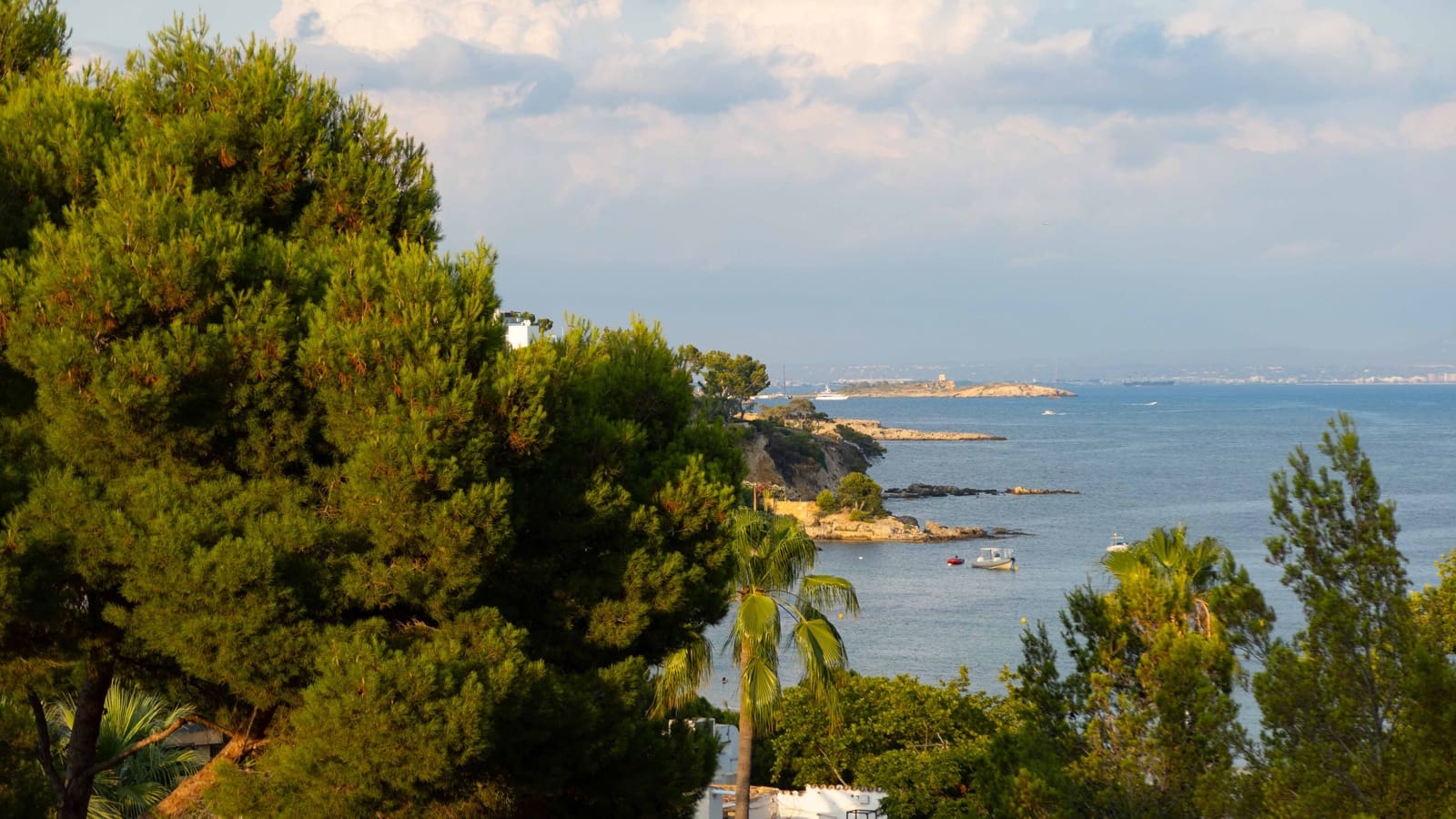 4 soverom Villa til salgs i Palmanova med svømmebasseng garasje - € 2 700 000 (Ref: 9235814)