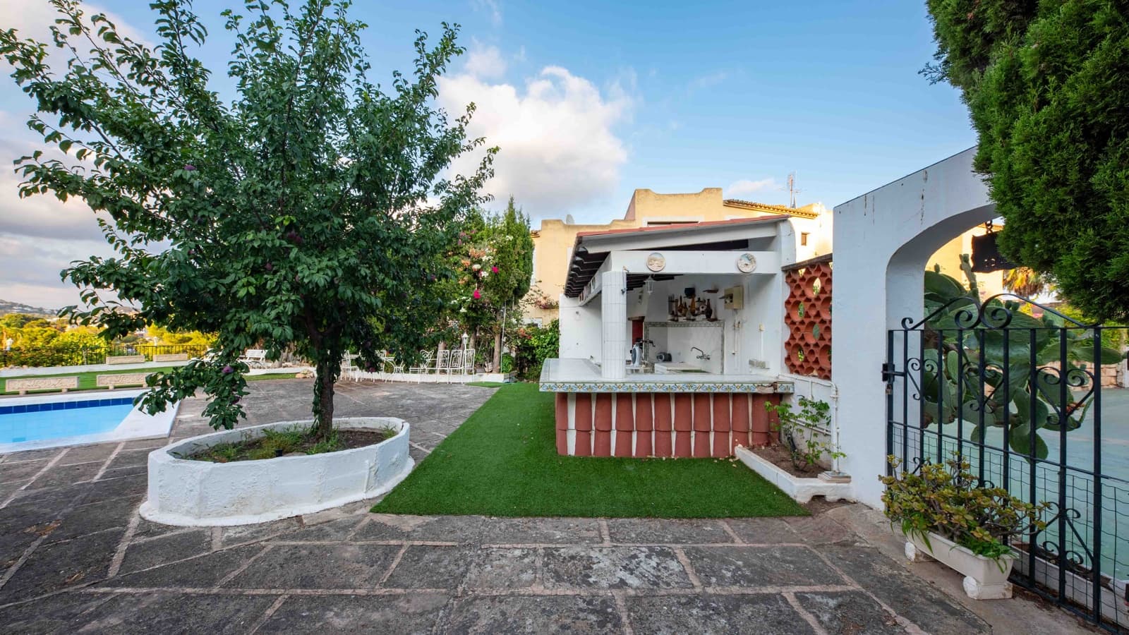 4 soverom Villa til salgs i Palmanova med svømmebasseng garasje - € 2 700 000 (Ref: 9235814)