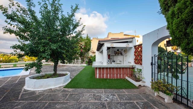 4 soverom Villa til salgs i Palmanova, Calvià med svømmebasseng garasje - € 2 700 000 (Ref: 9235814)