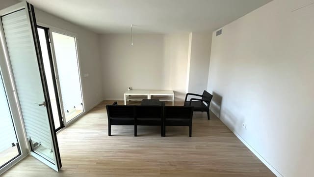 3 bedroom Apartment for rent in Nou Llevant, Palma de Mallorca with garage - € 2,495 (Ref: 9242419)