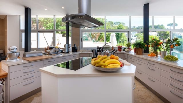 3 soverom Villa til salgs i Costa d'en Blanes, Calvià med garasje - € 3 800 000 (Ref: 9242421)