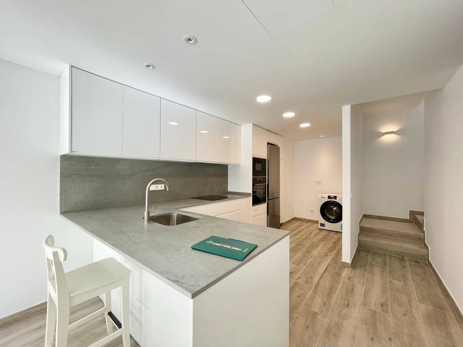 3 soveværelse Byhus til salg i Palma de Mallorca med garage - € 1.795.000 (Ref: 9246068)