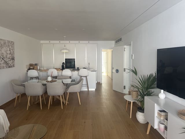 3 soveværelse Lejlighed til leje i Port de Pollença, Pollensa / Pollença - € 2.700 (Ref: 9251649)