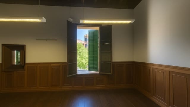 4 soveværelse Erhverv til salg i Llucmajor - € 700.000 (Ref: 9251650)