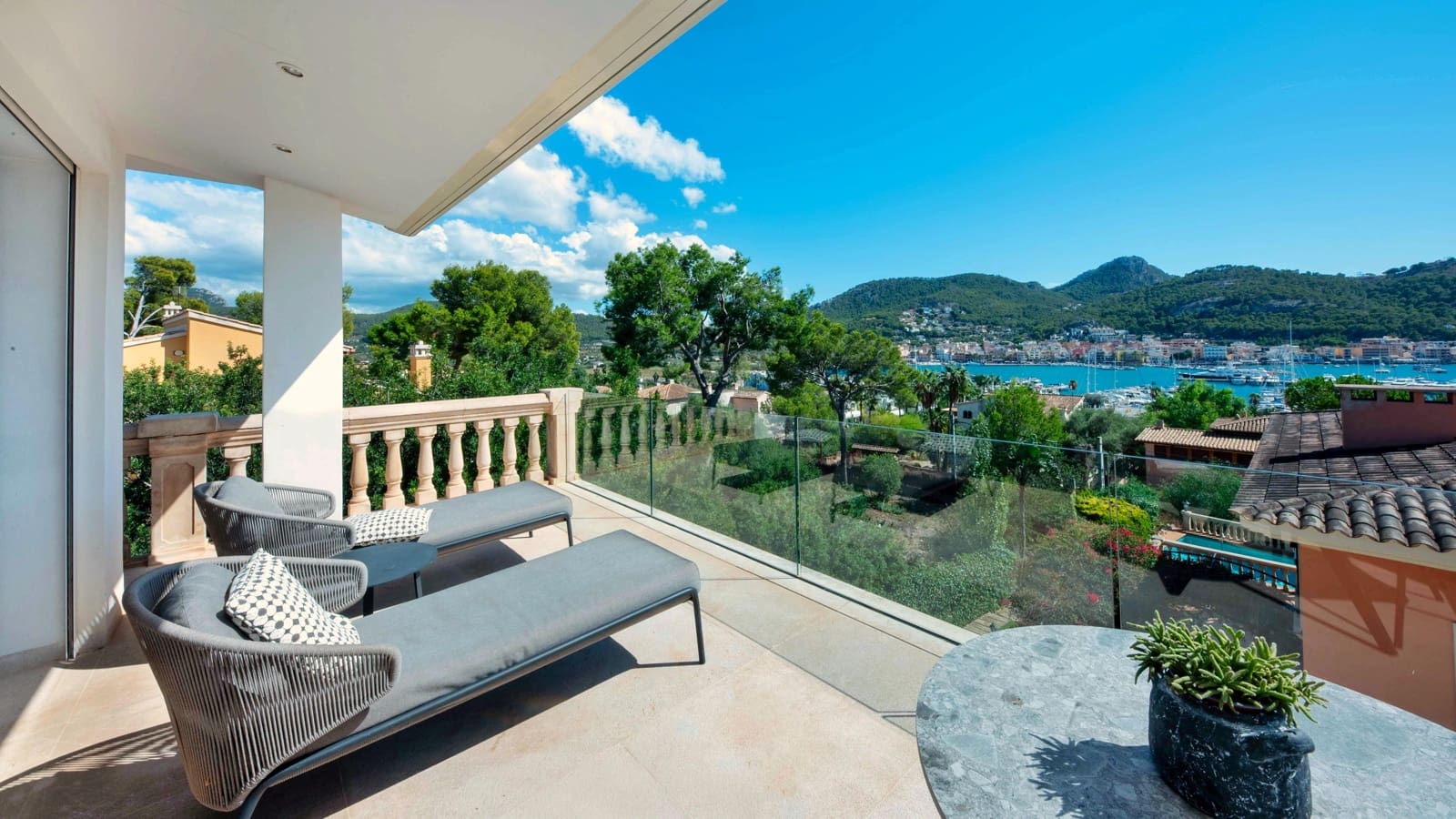 3 soveværelse Villa til salg i Puerto de Andratx med swimmingpool garage - € 3.190.000 (Ref: 9256352)