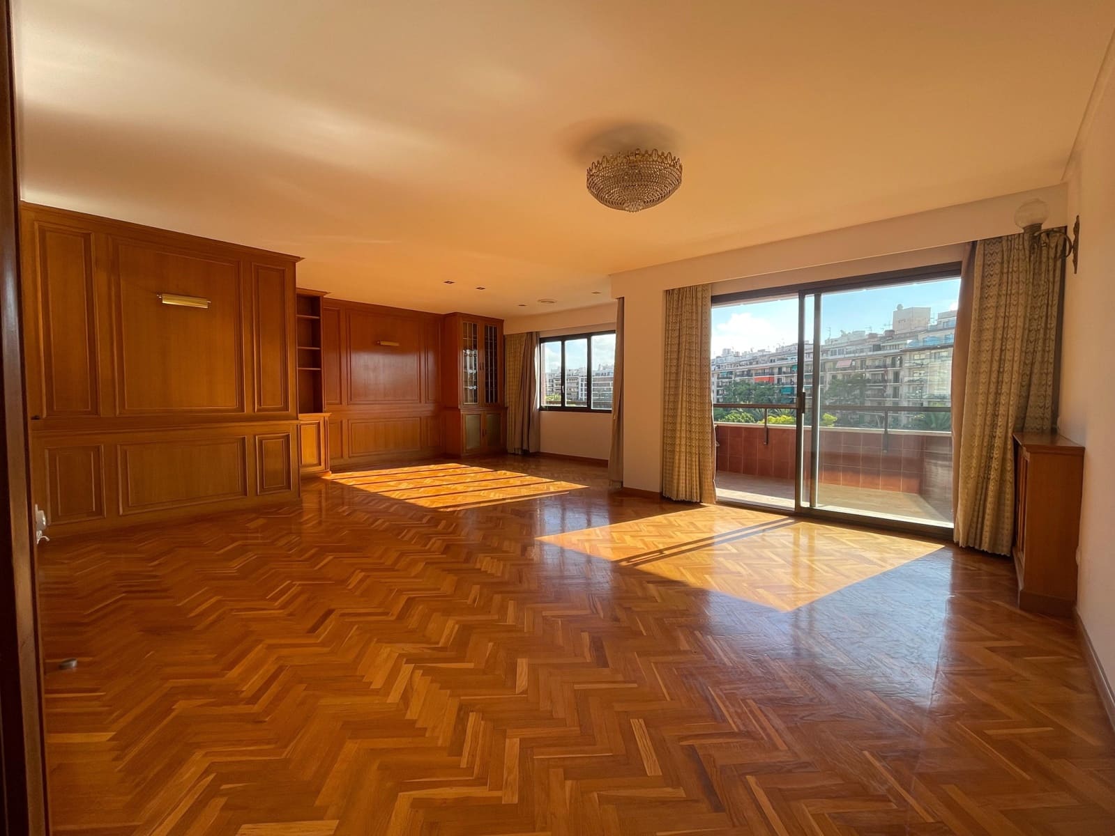 5 camera da letto Appartamento da affittare in Palma de Mallorca con garage - 3.100 € (Rif: 9261969)