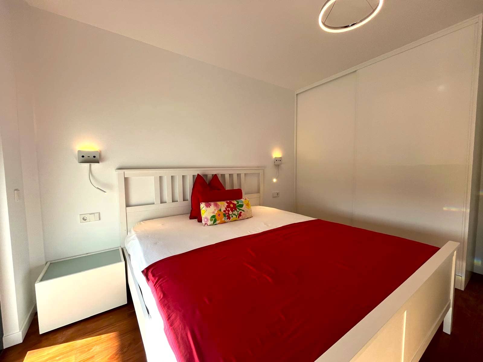 4 soveværelse Semi-Rækkehus til leje i Palma de Mallorca med garage - € 5.000 (Ref: 9271899)