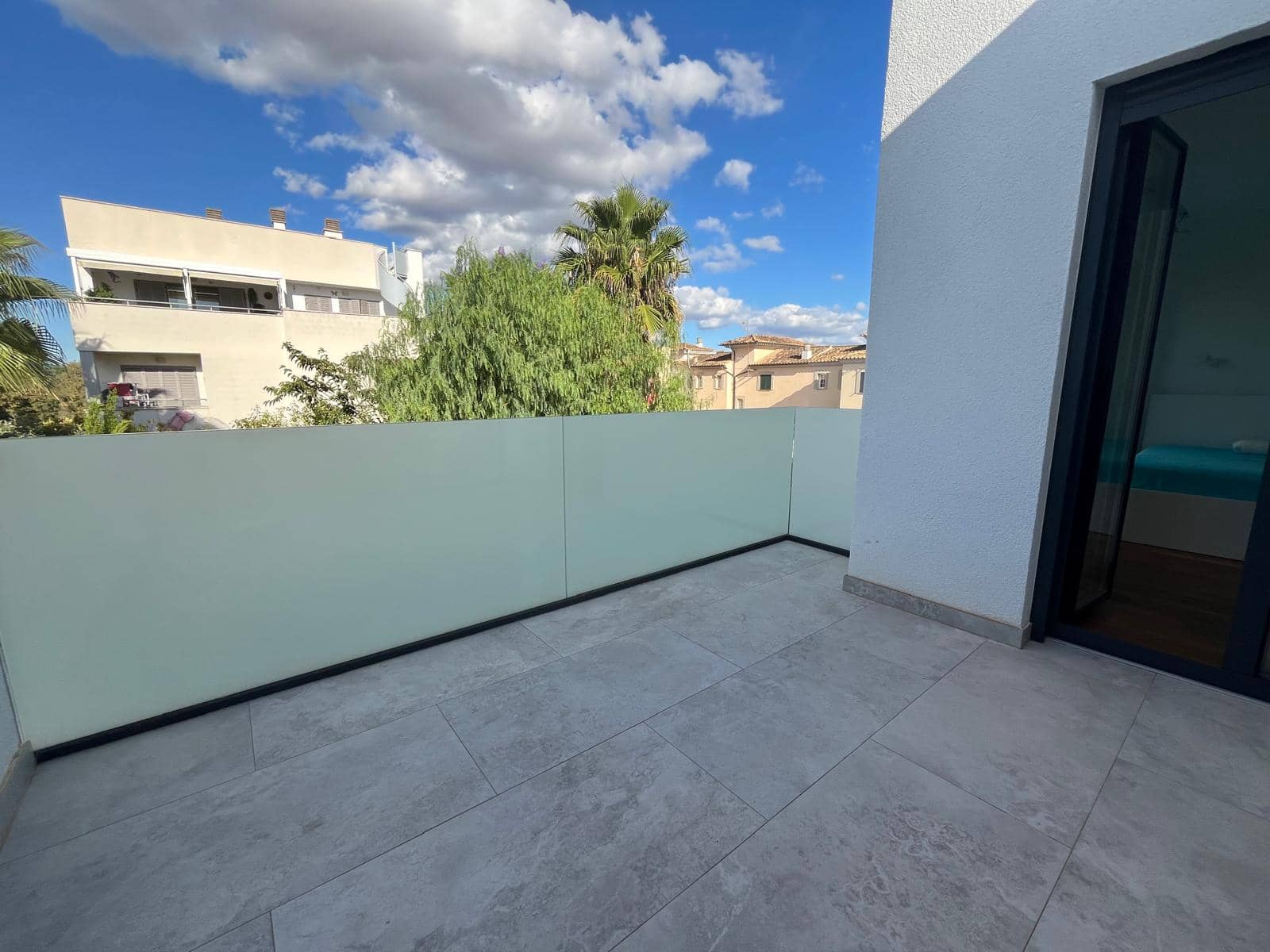 4 soveværelse Semi-Rækkehus til leje i Palma de Mallorca med garage - € 5.000 (Ref: 9271899)