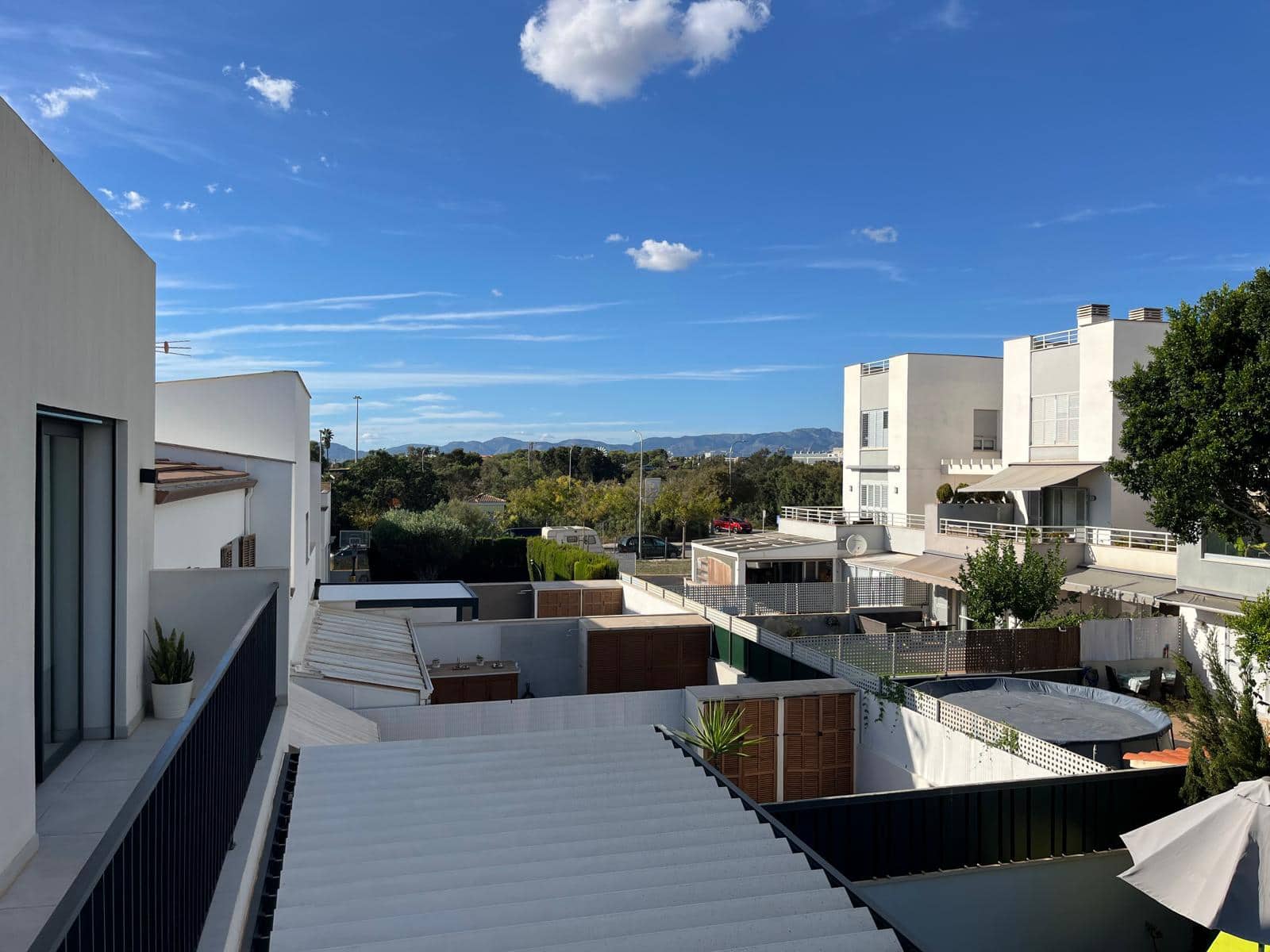 4 soveværelse Semi-Rækkehus til leje i Palma de Mallorca med garage - € 5.000 (Ref: 9271899)