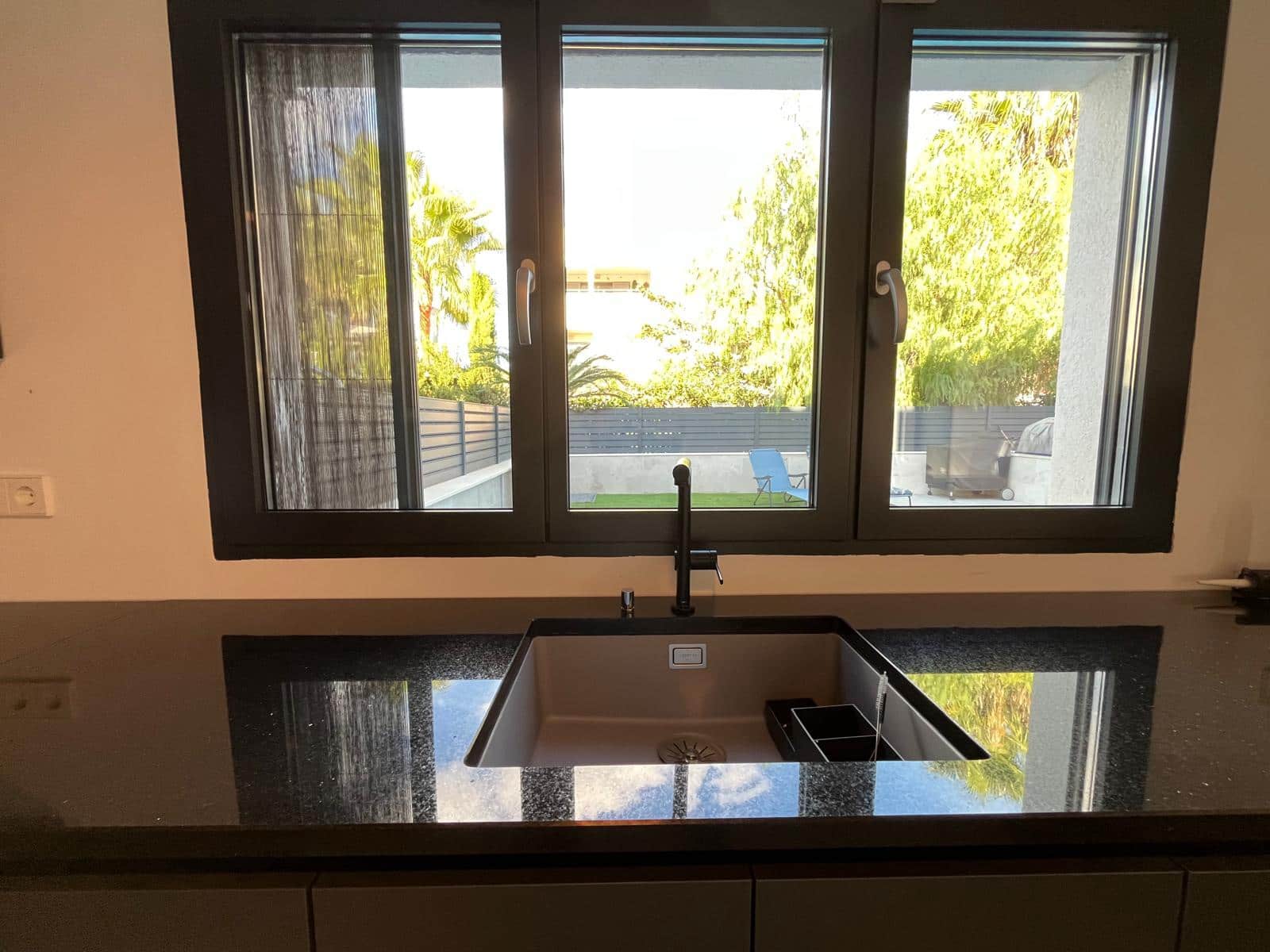 4 soveværelse Semi-Rækkehus til leje i Palma de Mallorca med garage - € 5.000 (Ref: 9271899)