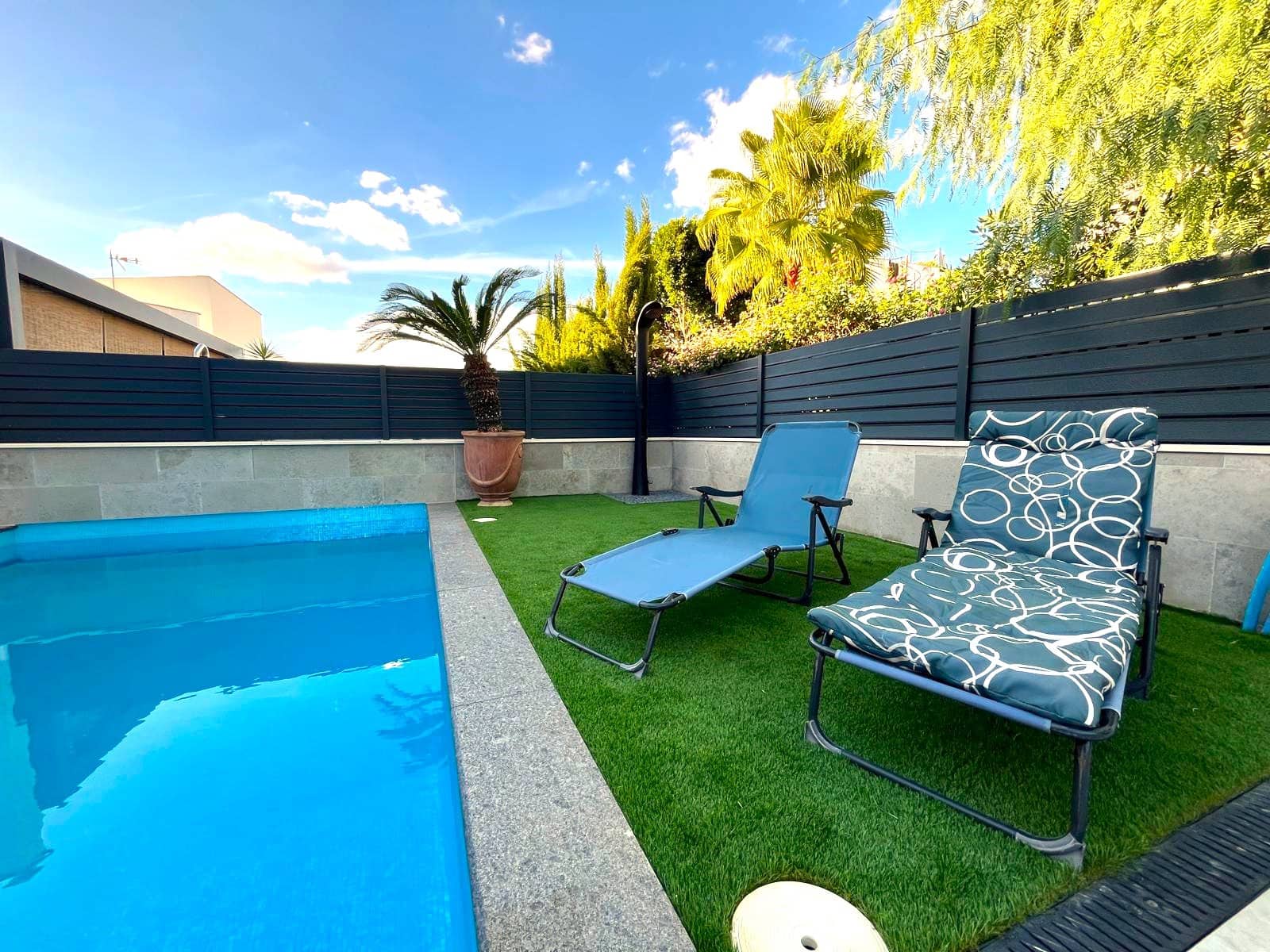 4 soveværelse Semi-Rækkehus til leje i Palma de Mallorca med garage - € 5.000 (Ref: 9271899)