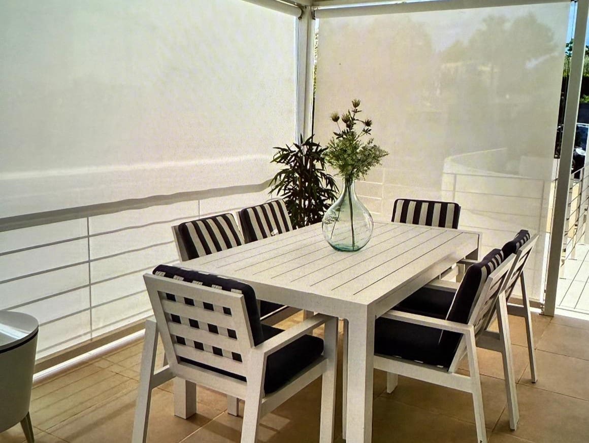 4 soveværelse Rækkehus til leje i Santa Ponsa med swimmingpool garage - € 10.000 (Ref: 9271900)