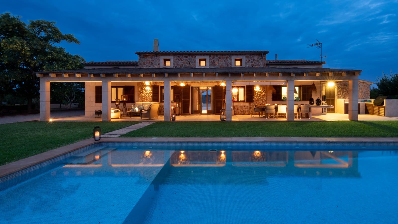 4 sovrum Finca/Hus på landet till salu i Campos med pool garage - 1 950 000 € (Ref: 9271902)