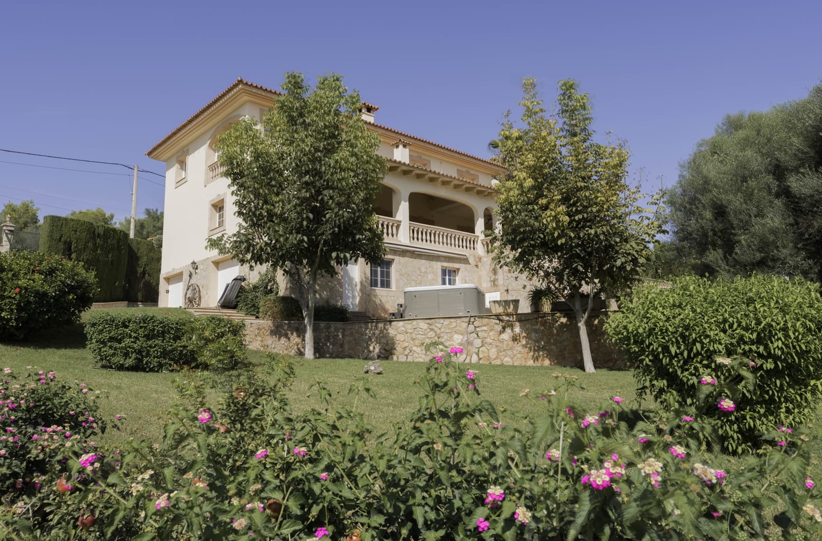 4 soverom Villa til salgs i L'Aranjassa / S'Aranjassa med svømmebasseng garasje - € 2 495 000 (Ref: 9275293)