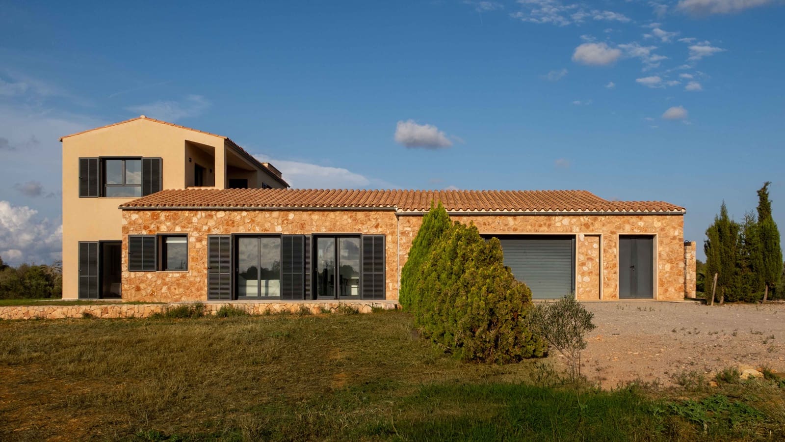 5 slaapkamer Finca/Landhuis te koop in Ses Salines met zwembad garage - € 3.250.000 (Ref: 9275296)