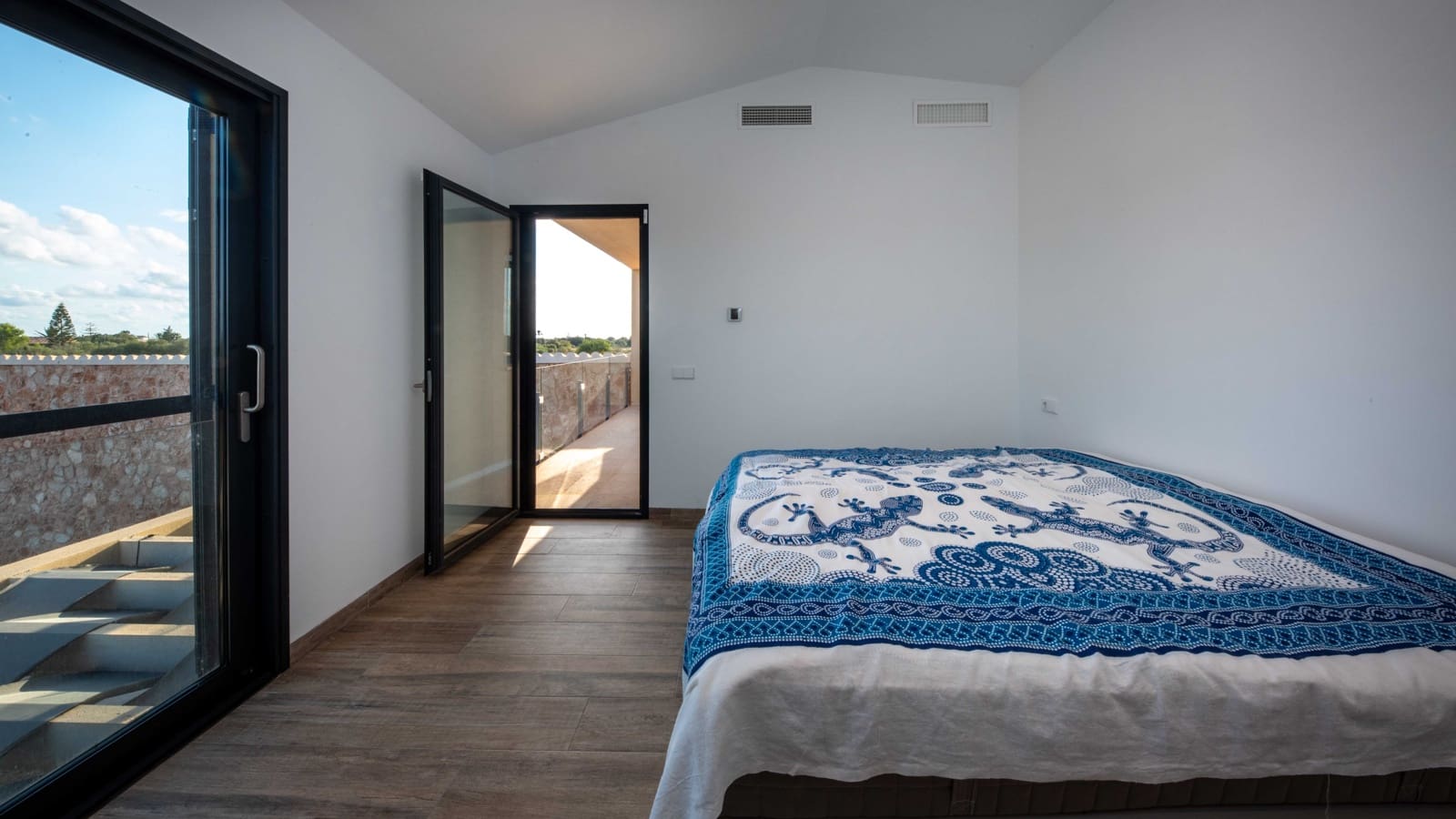 5 slaapkamer Finca/Landhuis te koop in Ses Salines met zwembad garage - € 3.250.000 (Ref: 9275296)