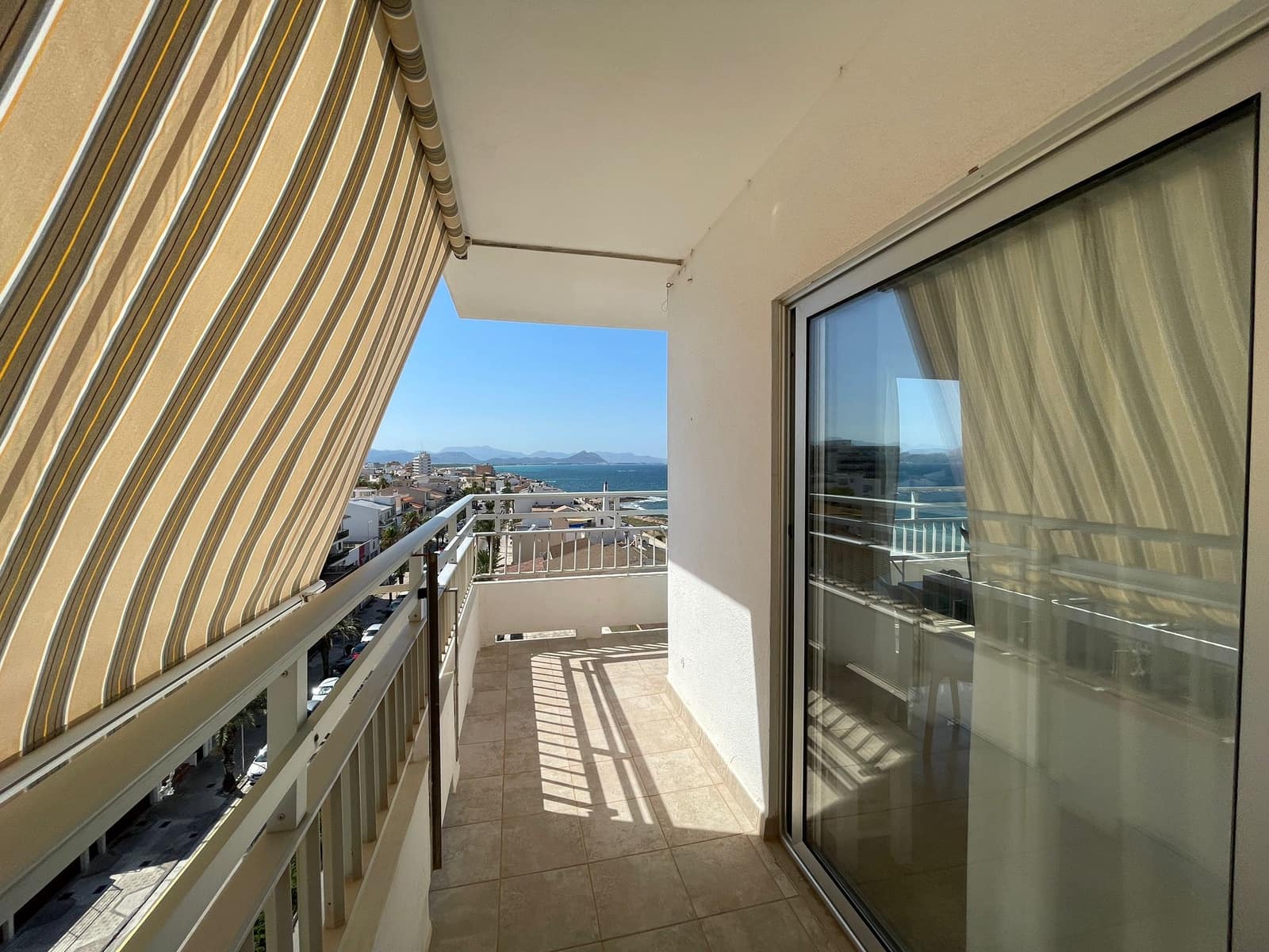 2 soveværelse Lejlighed til leje i Ca'n Picafort - € 1.500 (Ref: 9289807)