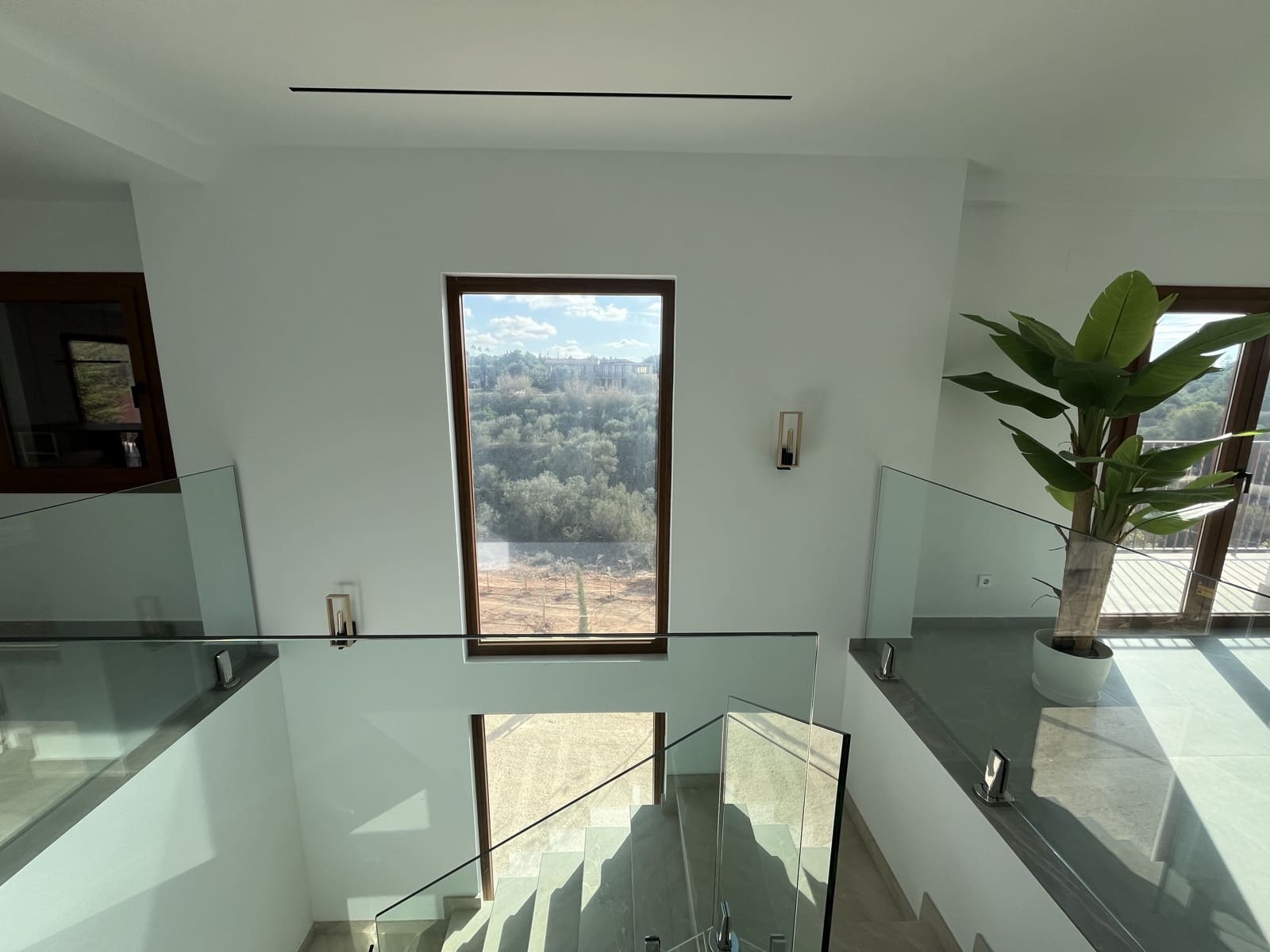 4 soveværelse Villa til leje i L'Aranjassa / S'Aranjassa med swimmingpool garage - € 13.000 (Ref: 9294101)