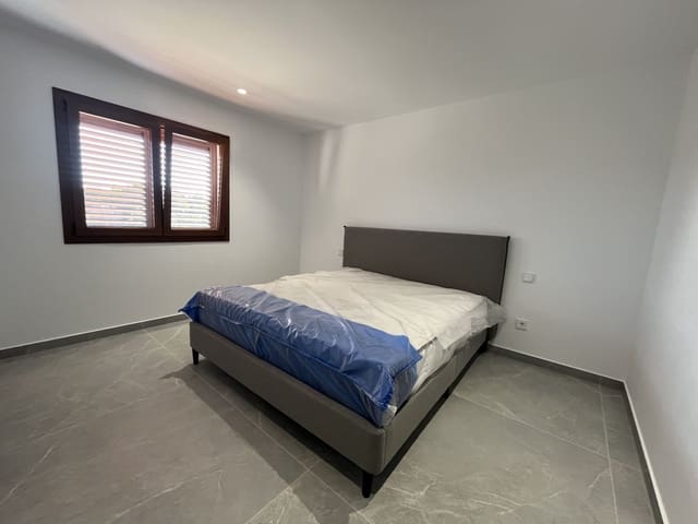 4 soveværelse Villa til leje i L'Aranjassa / S'Aranjassa, Palma de Mallorca med swimmingpool garage - € 13.000 (Ref: 9294101)