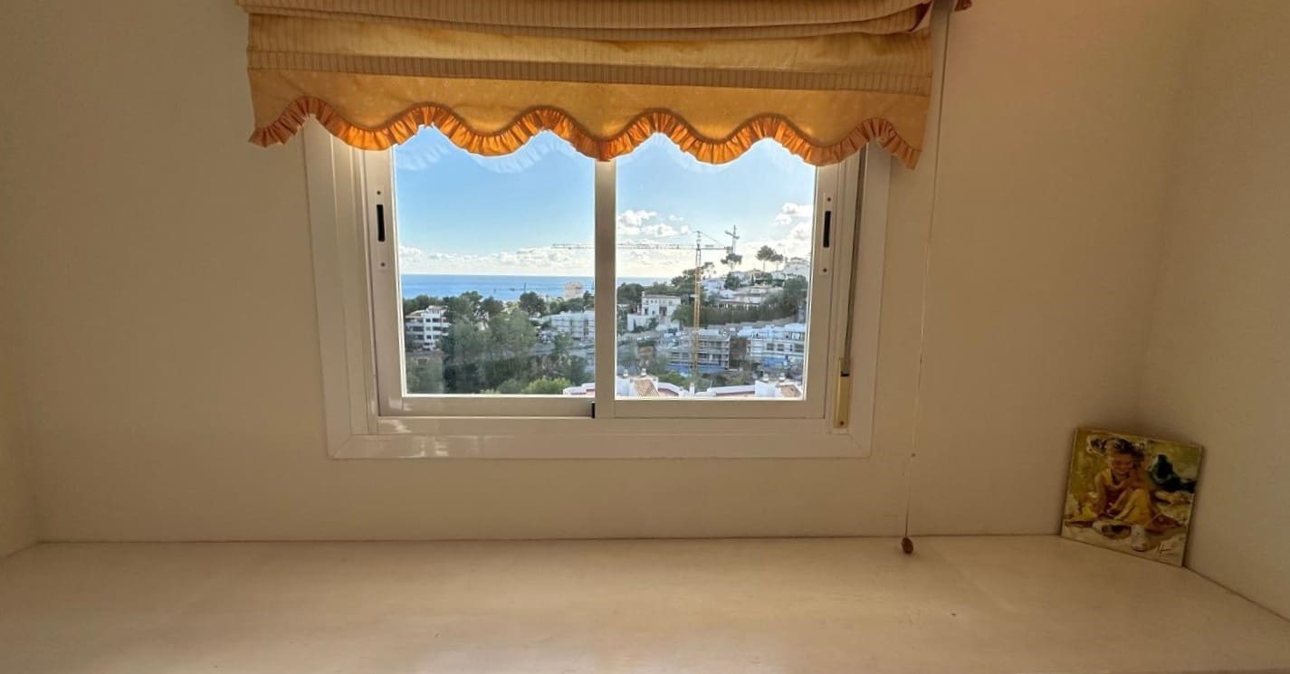 3 sypialnia Apartament do wynajęcia w Cas Catala z basenem garażem - 2 800 € (Ref: 9294102)