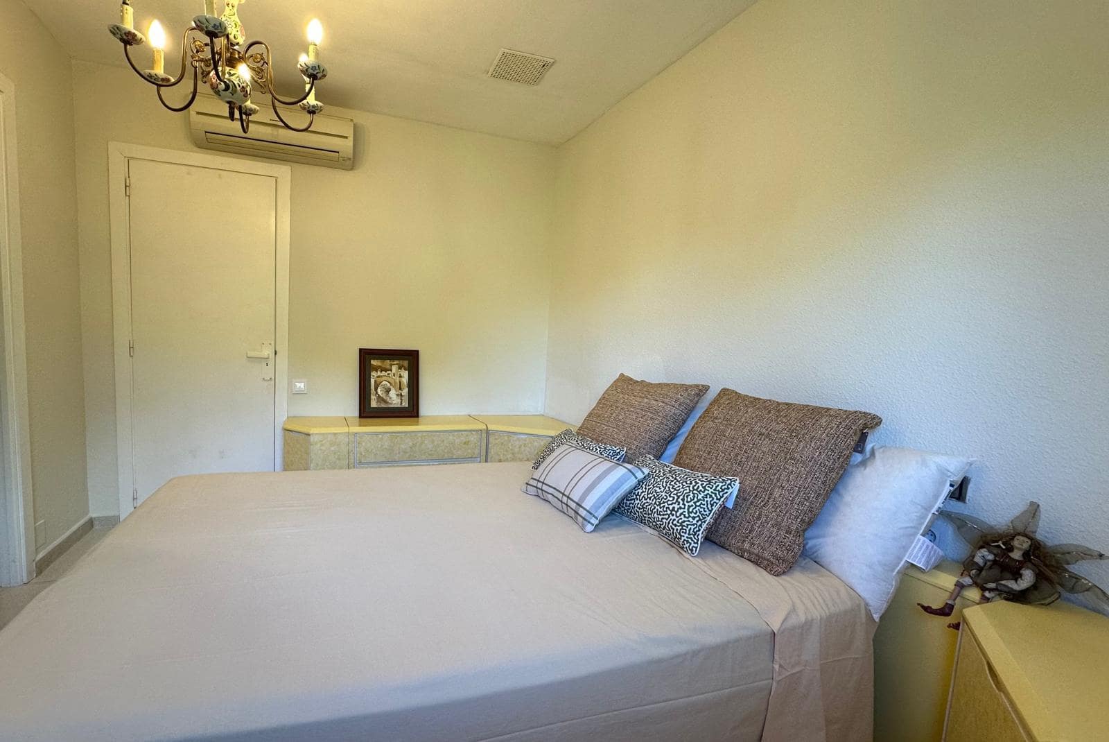 3 sypialnia Apartament do wynajęcia w Cas Catala z basenem garażem - 2 800 € (Ref: 9294102)