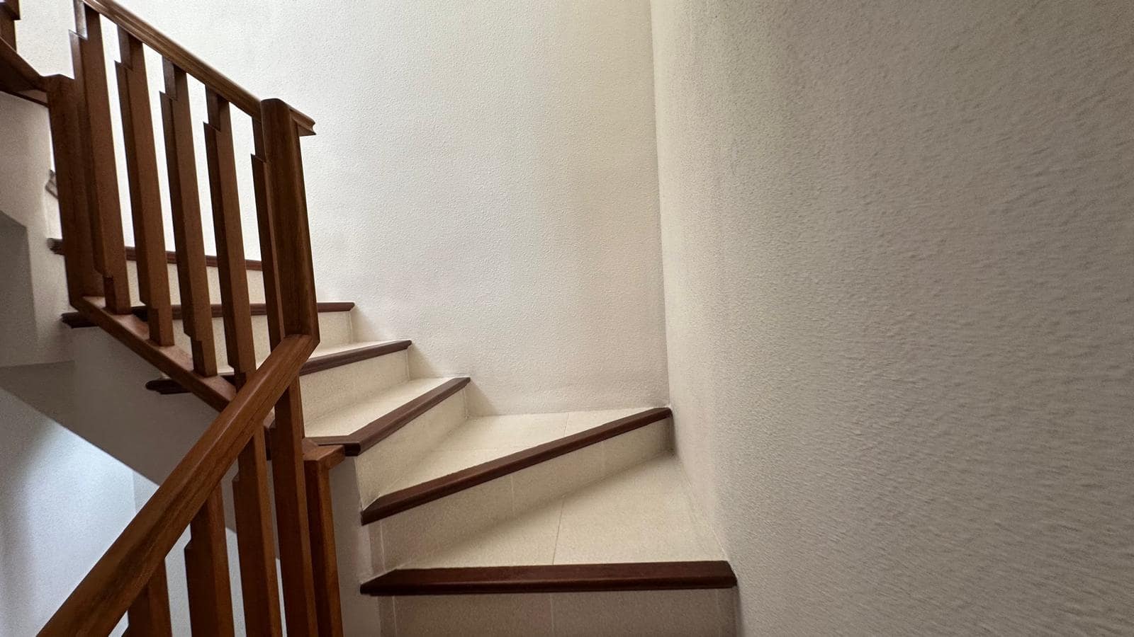 3 sypialnia Apartament do wynajęcia w Cas Catala z basenem garażem - 2 800 € (Ref: 9294102)