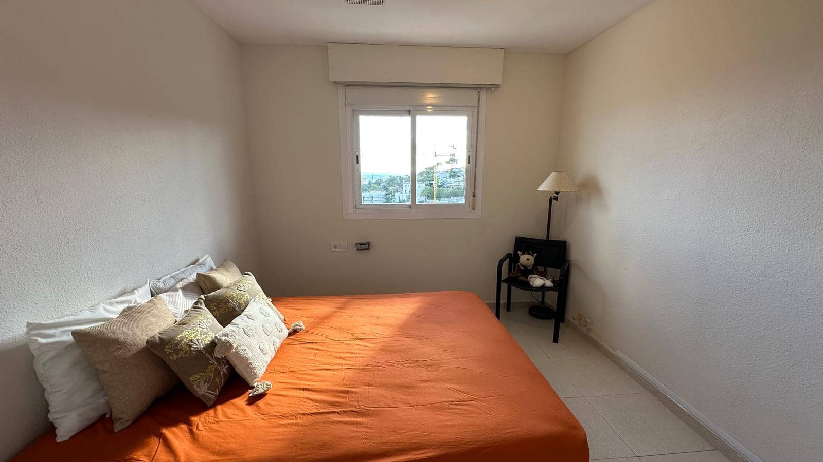 3 sypialnia Apartament do wynajęcia w Cas Catala z basenem garażem - 2 800 € (Ref: 9294102)