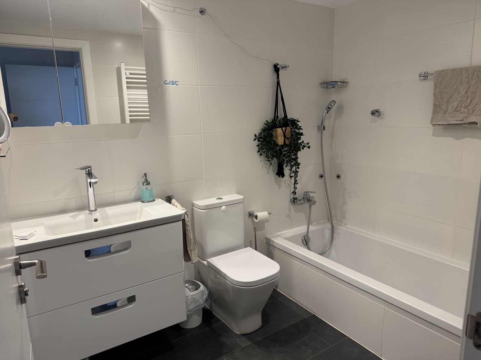 3 soveværelse Lejlighed til leje i Cala Millor med swimmingpool garage - € 2.200 (Ref: 9294105)