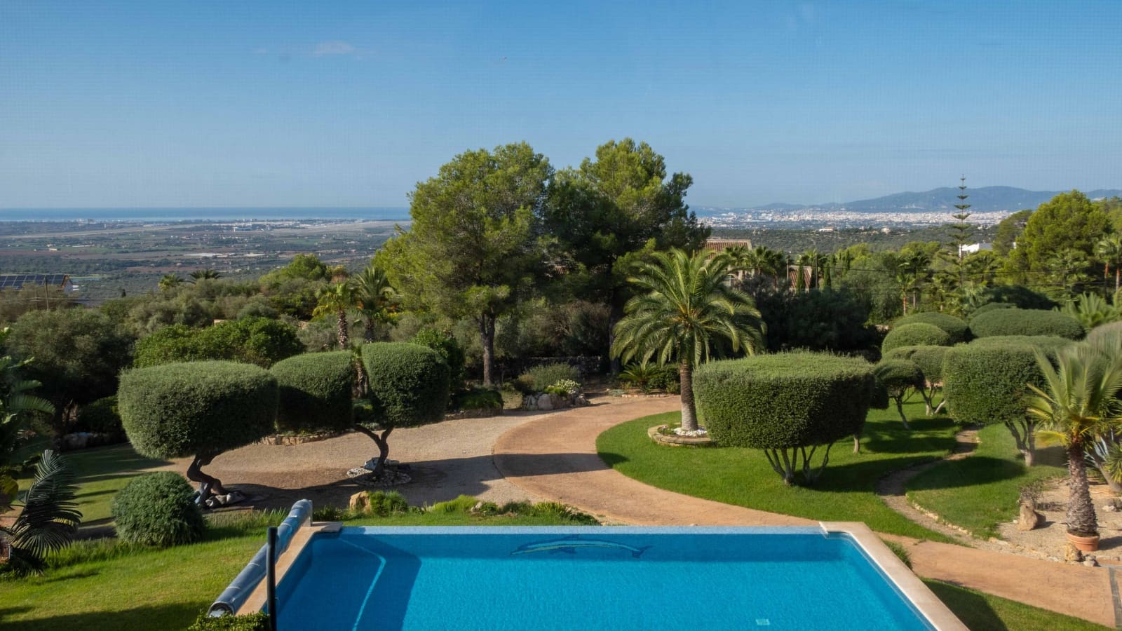 4 soveværelse Villa til salg i Puntiro med swimmingpool garage - € 3.200.000 (Ref: 9294106)