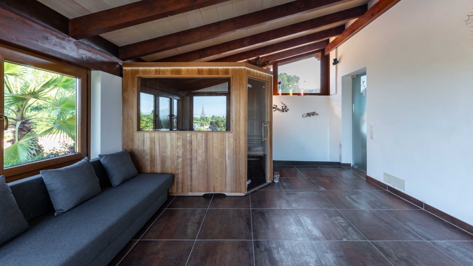 4 soveværelse Villa til salg i Puntiro med swimmingpool garage - € 3.200.000 (Ref: 9294106)