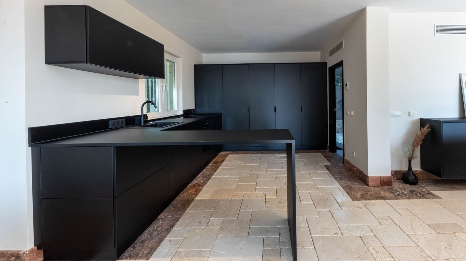 4 soverom Villa til salgs i Peguera / Paguera med svømmebasseng garasje - € 2 850 000 (Ref: 9294109)