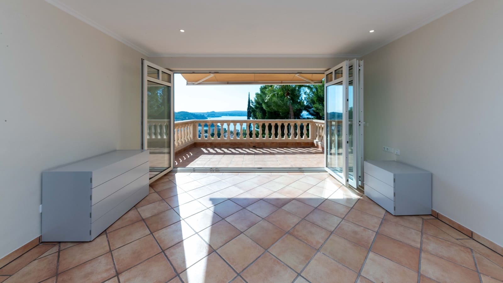 4 soverom Villa til salgs i Peguera / Paguera med svømmebasseng garasje - € 2 850 000 (Ref: 9294109)