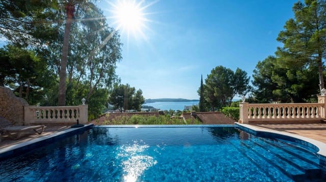 4 sypialnia Willa na sprzedaż w Peguera / Paguera, Calvià z basenem garażem - 2 850 000 € (Ref: 9294109)