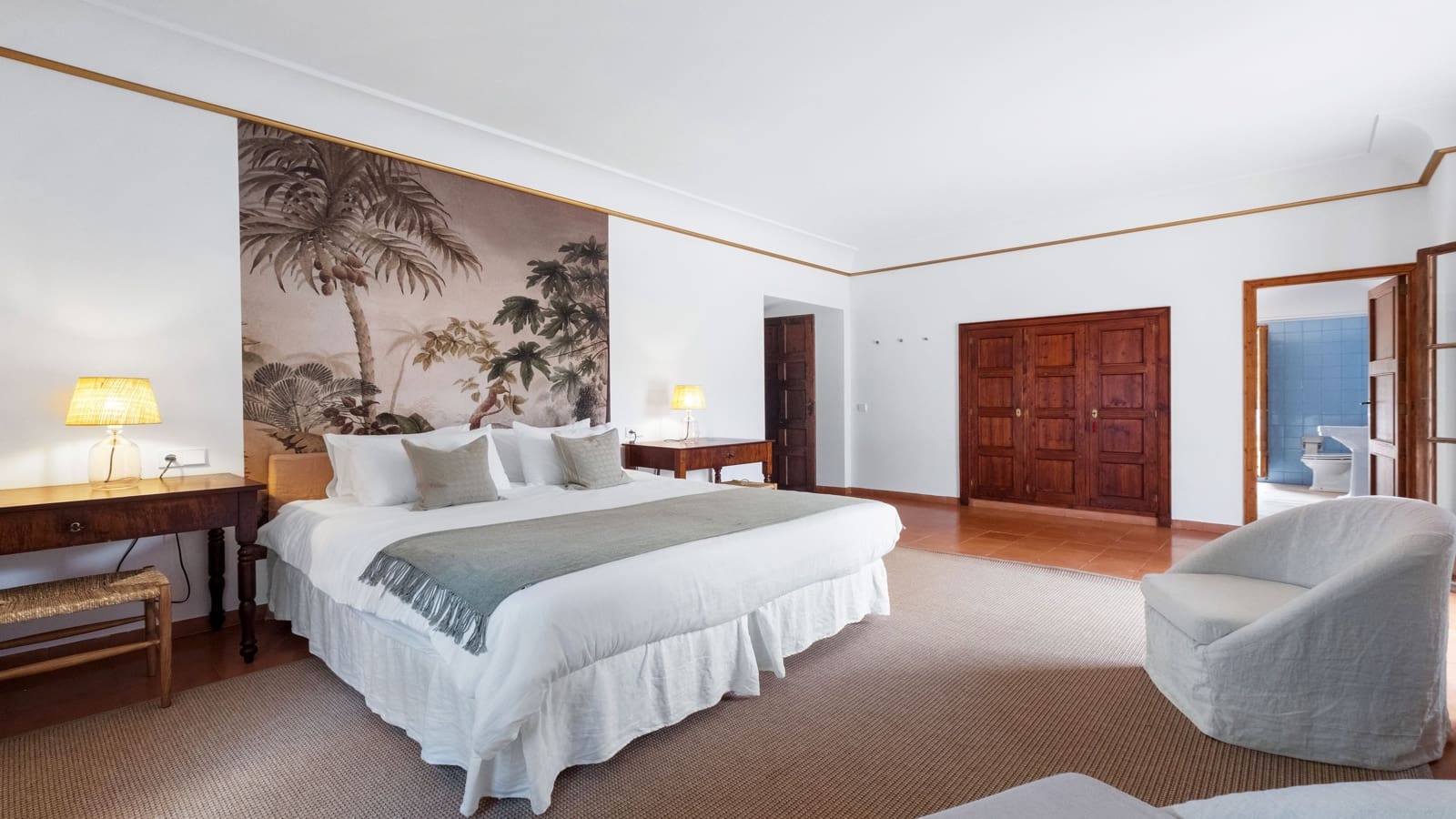 6 bedroom Villa for rent in Cala Ratjada with pool garage - € 15,000 (Ref: 9298962)