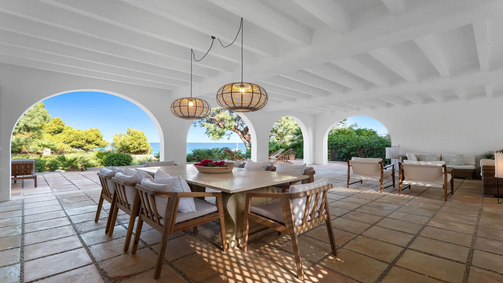 6 bedroom Villa for rent in Cala Ratjada with pool garage - € 15,000 (Ref: 9298962)