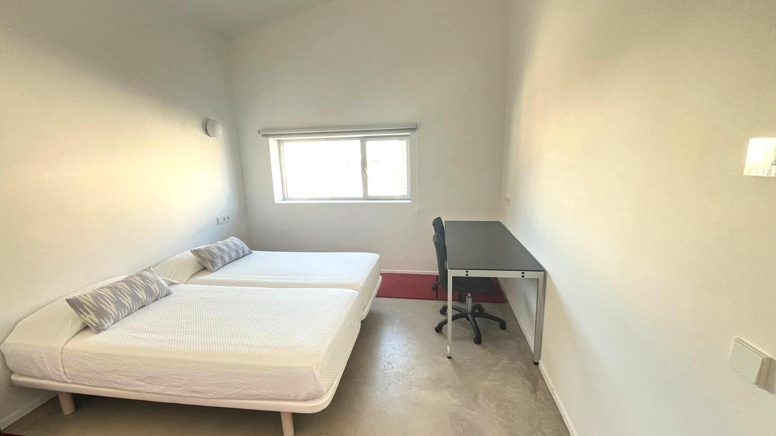 5 bedroom Apartment for rent in Colonia de Sant Pere / Colonia de San Pedro with garage - € 3,500 (Ref: 9302804)