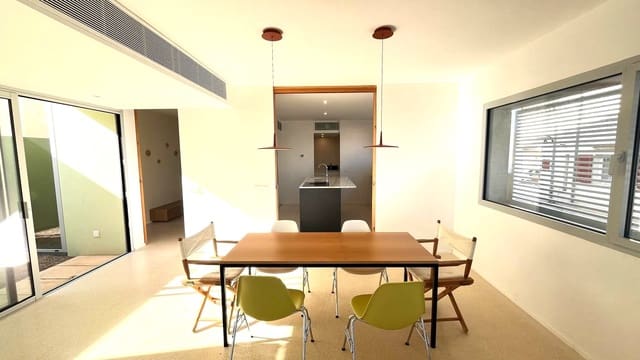 5 soveværelse Lejlighed til leje i Colonia de Sant Pere / Colonia de San Pedro, Artà med garage - € 3.500 (Ref: 9302804)