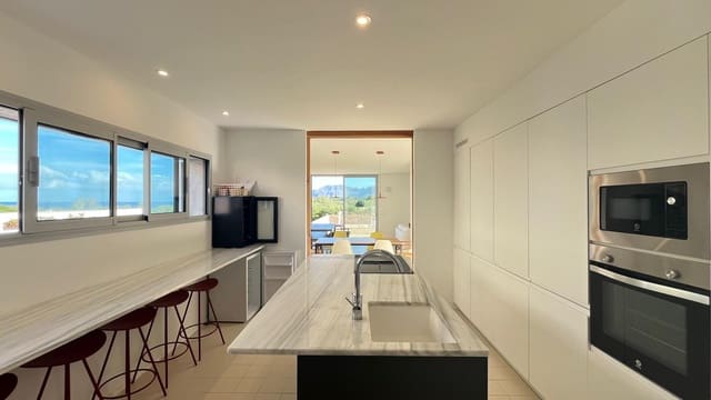 5 soveværelse Lejlighed til leje i Colonia de Sant Pere / Colonia de San Pedro, Artà med garage - € 3.500 (Ref: 9302804)