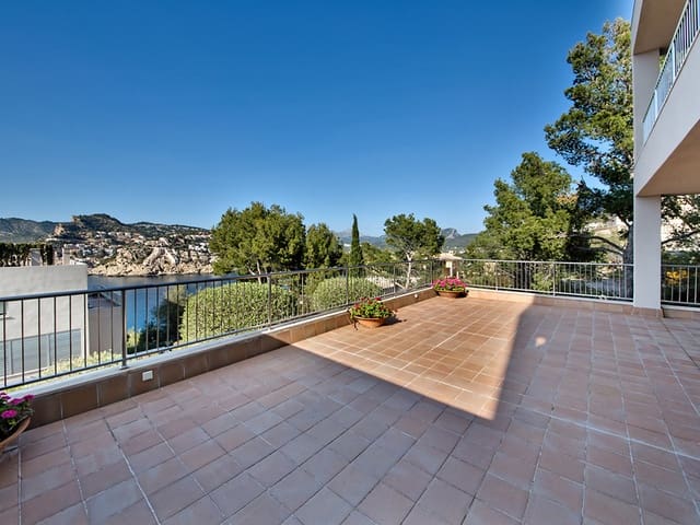 2 soveværelse Lejlighed til salg i Puerto de Andratx, Andratx med garage - € 860.000 (Ref: 9307232)