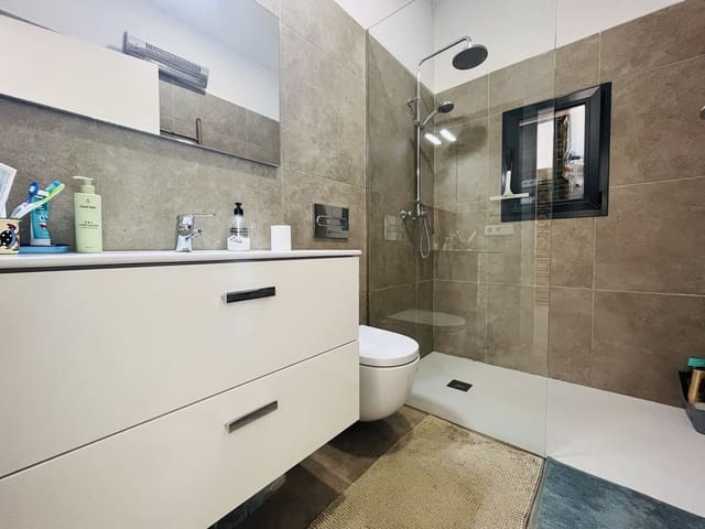 3 sypialnia Finka/Dom wiejski na sprzedaż w Binissalem z basenem garażem - 520 000 € (Ref: 9307233)