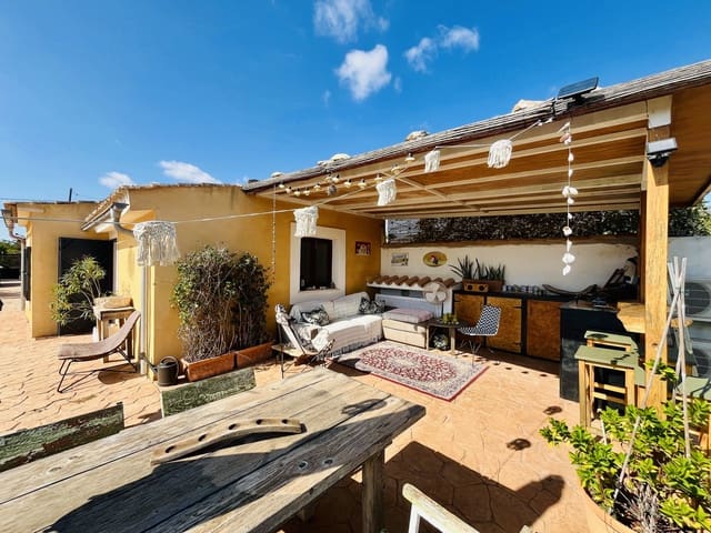 3 sypialnia Finka/Dom wiejski na sprzedaż w Binissalem z basenem garażem - 520 000 € (Ref: 9307233)