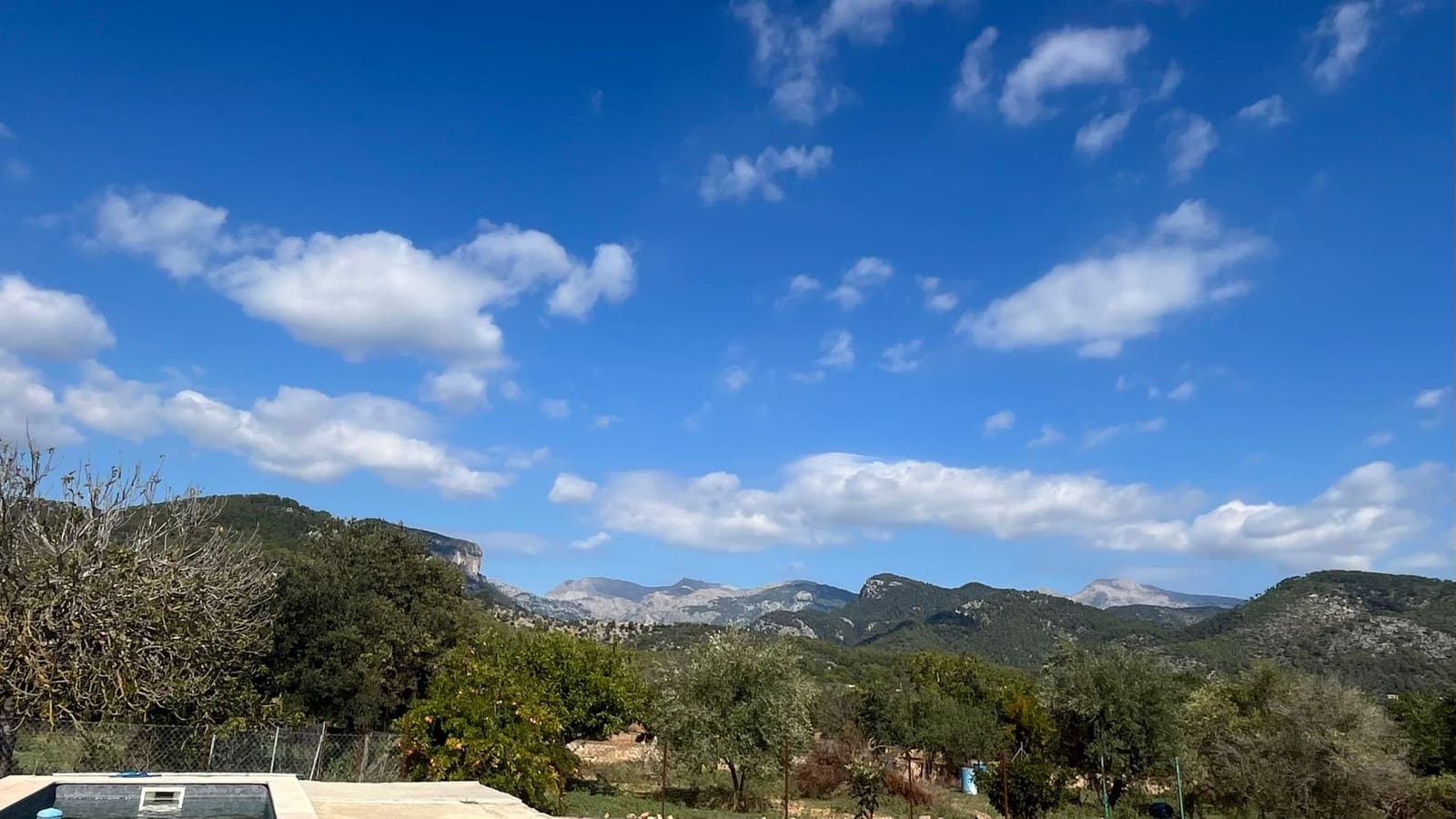 3 soveværelse Finca/Landehus til salg i Binissalem med swimmingpool garage - € 520.000 (Ref: 9307233)