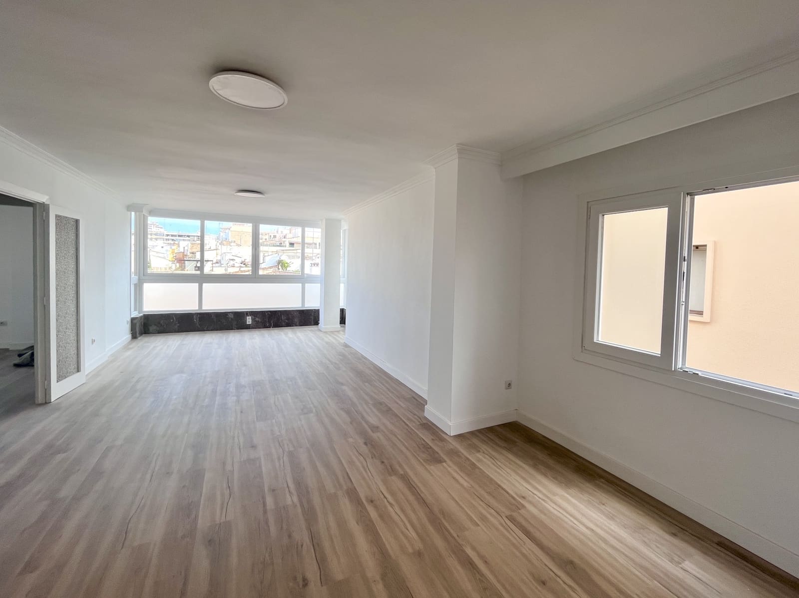 4 sypialnia Apartament do wynajęcia w Palma de Mallorca z garażem - 2 400 € (Ref: 9307234)