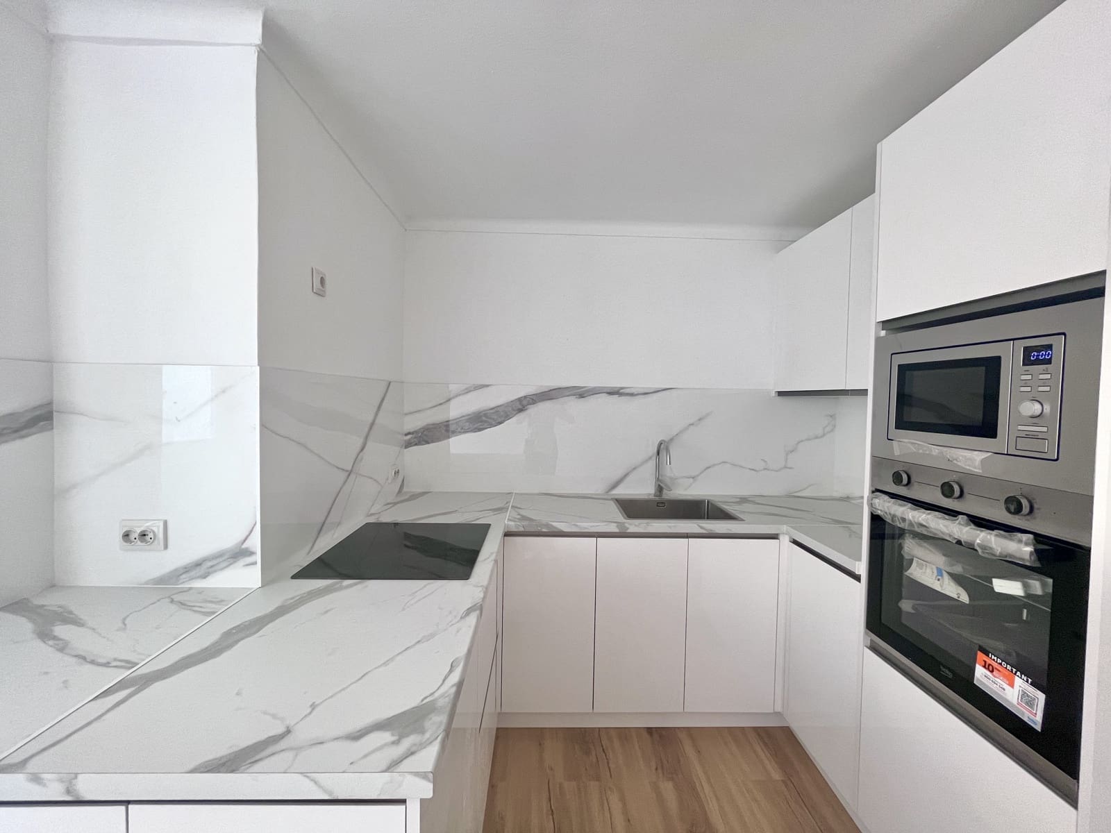 4 sypialnia Apartament do wynajęcia w Palma de Mallorca z garażem - 2 400 € (Ref: 9307234)